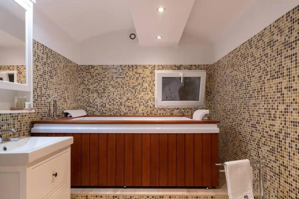 Moscova - Garibaldi Lusso, Sauna E Idromassaggio มิลาน ภายนอก รูปภาพ